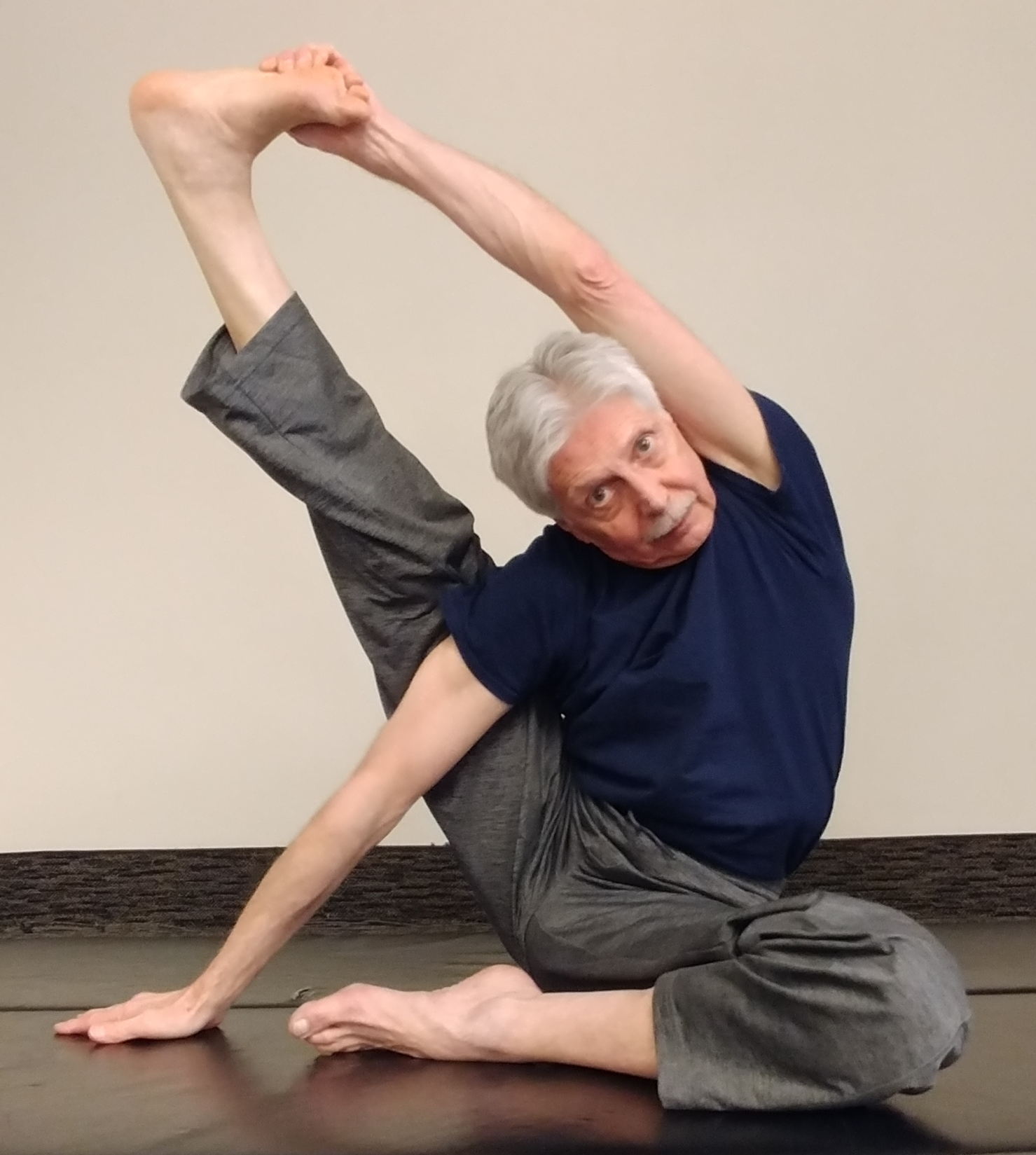 Straight Leg Behind Back — Advanced Set